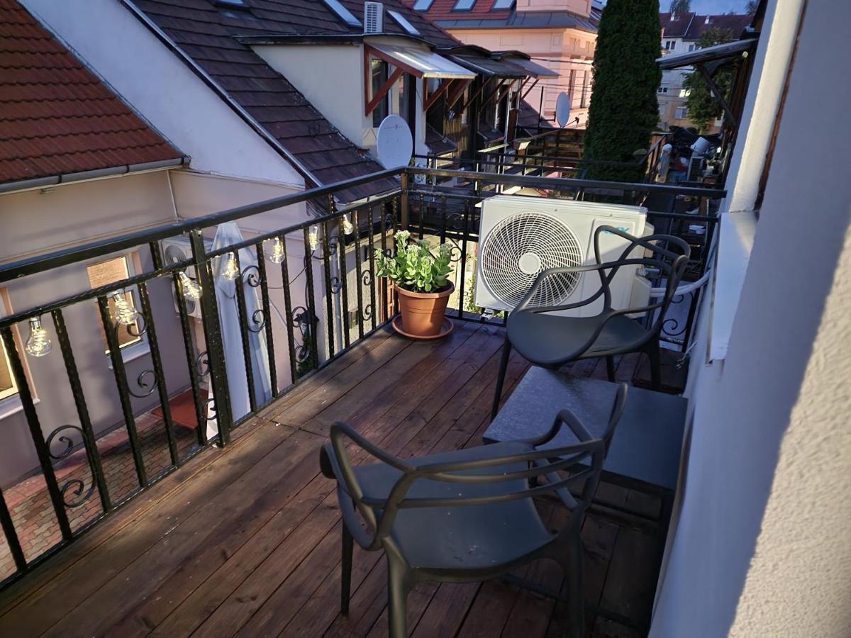 Schmidt Apartman Miskolc Belvarosaban מראה חיצוני תמונה