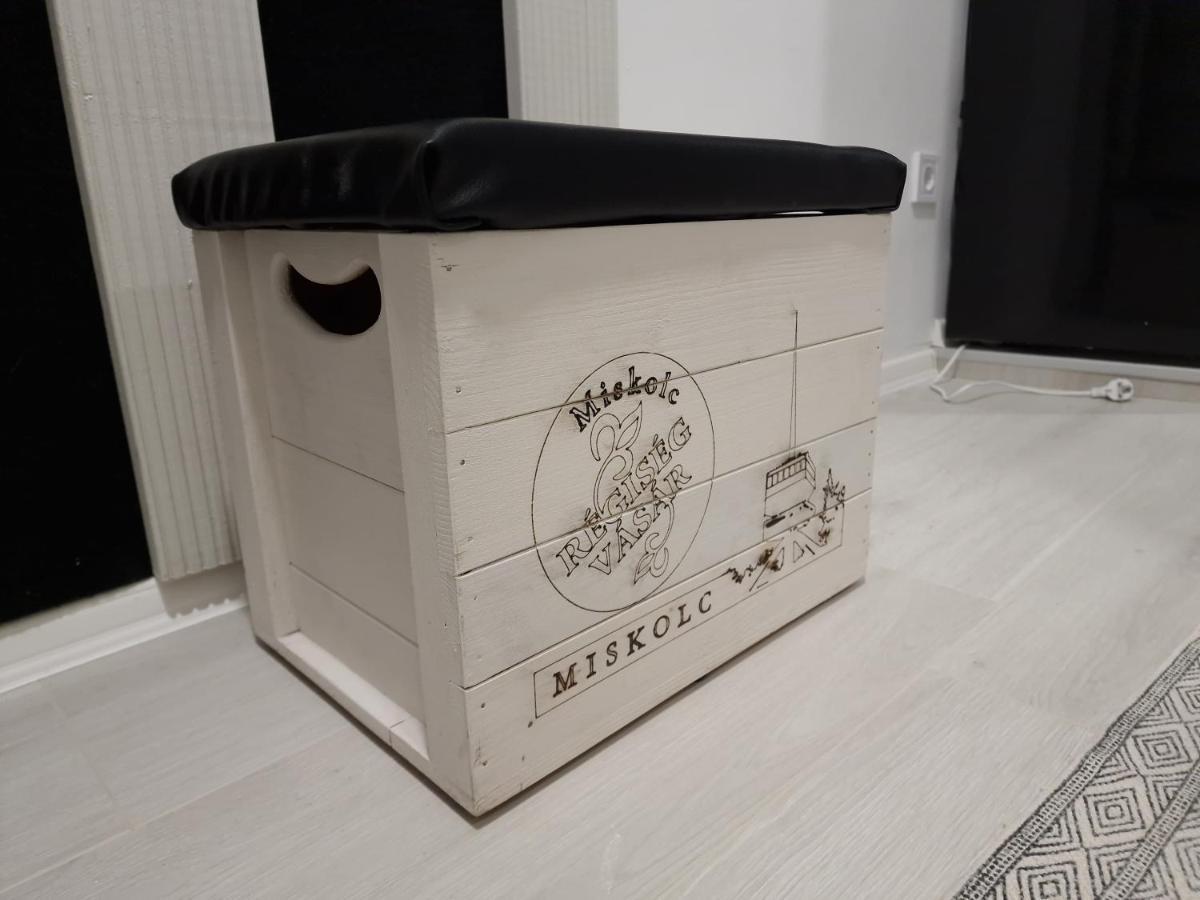 Schmidt Apartman Miskolc Belvarosaban מראה חיצוני תמונה